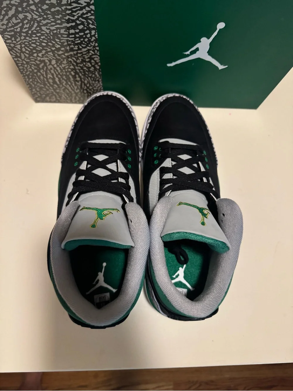 Nike Air Jordan 3 Retro